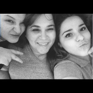 Meet your Posher, Leslie